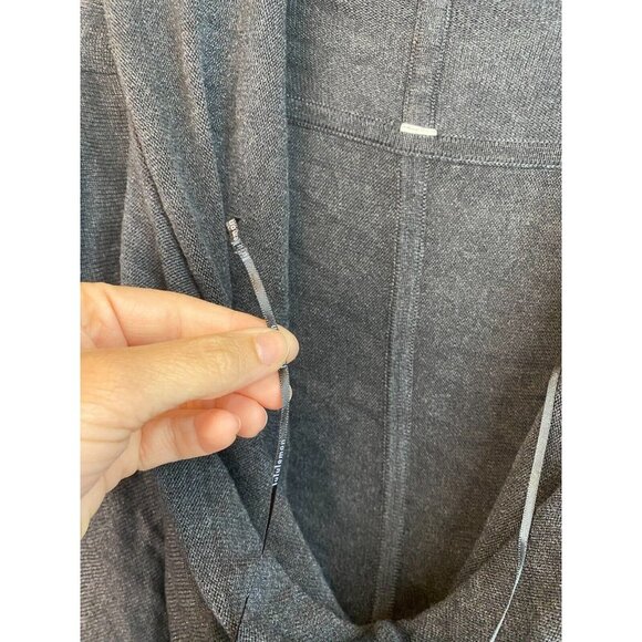 Lululemon Size 2? Black Iconic Sweater Wrap Cardigan Cashmere Blend GUC - Picture 7 of 7